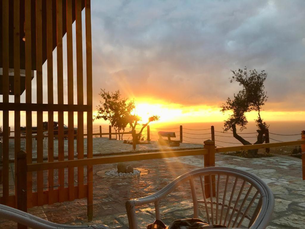 Rahoni Park & Suites Dhërmi Buitenkant foto