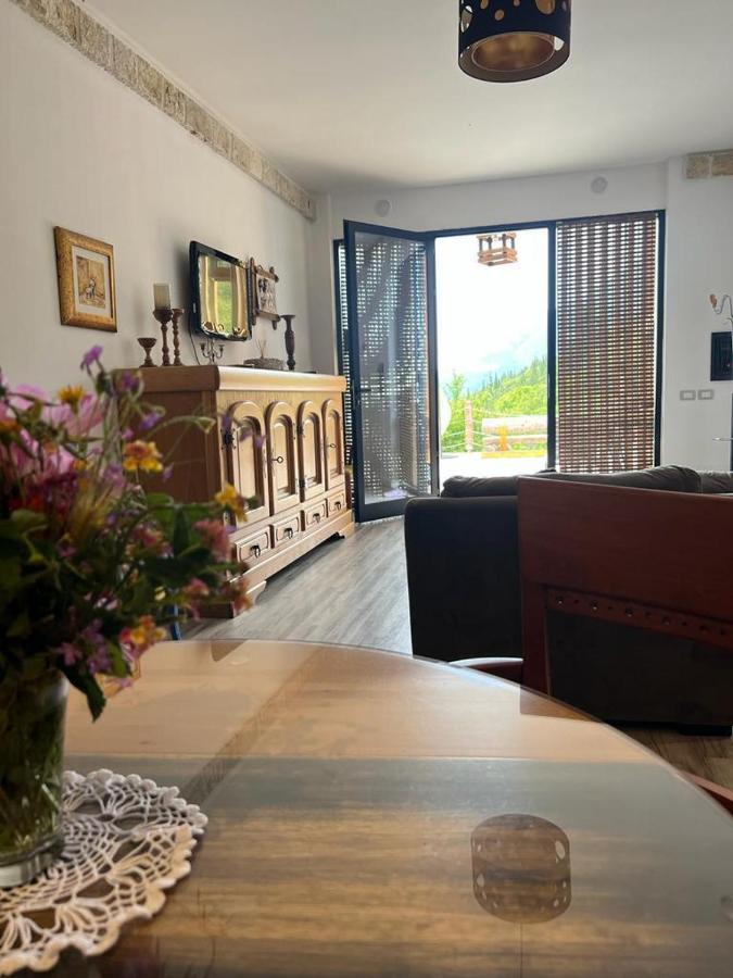 Rahoni Park & Suites Dhërmi Buitenkant foto