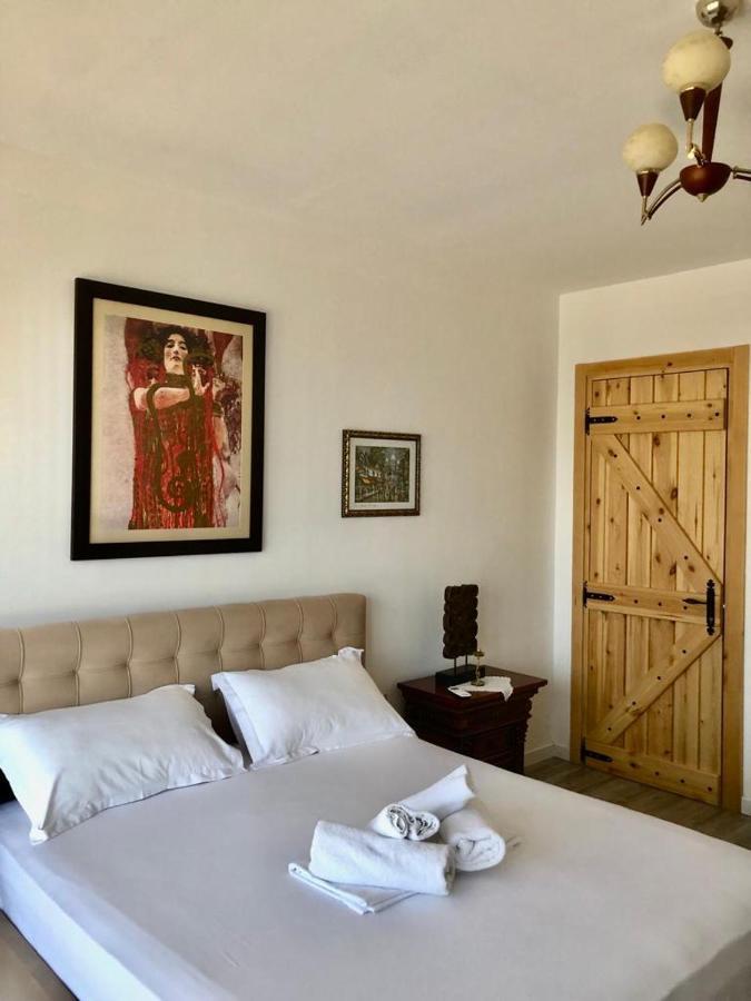 Rahoni Park & Suites Dhërmi Buitenkant foto