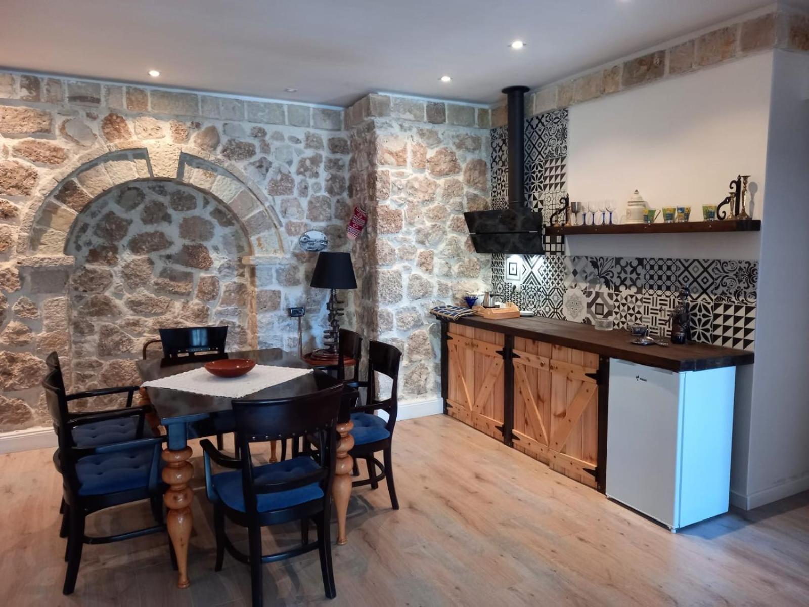 Rahoni Park & Suites Dhërmi Buitenkant foto